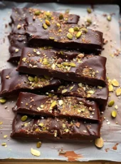 Viral Dubai Chocolate Bark: An Incredible 5-Ingredient Recipe